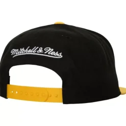 2 Tone Side Patch Snapback Boston Bruins
