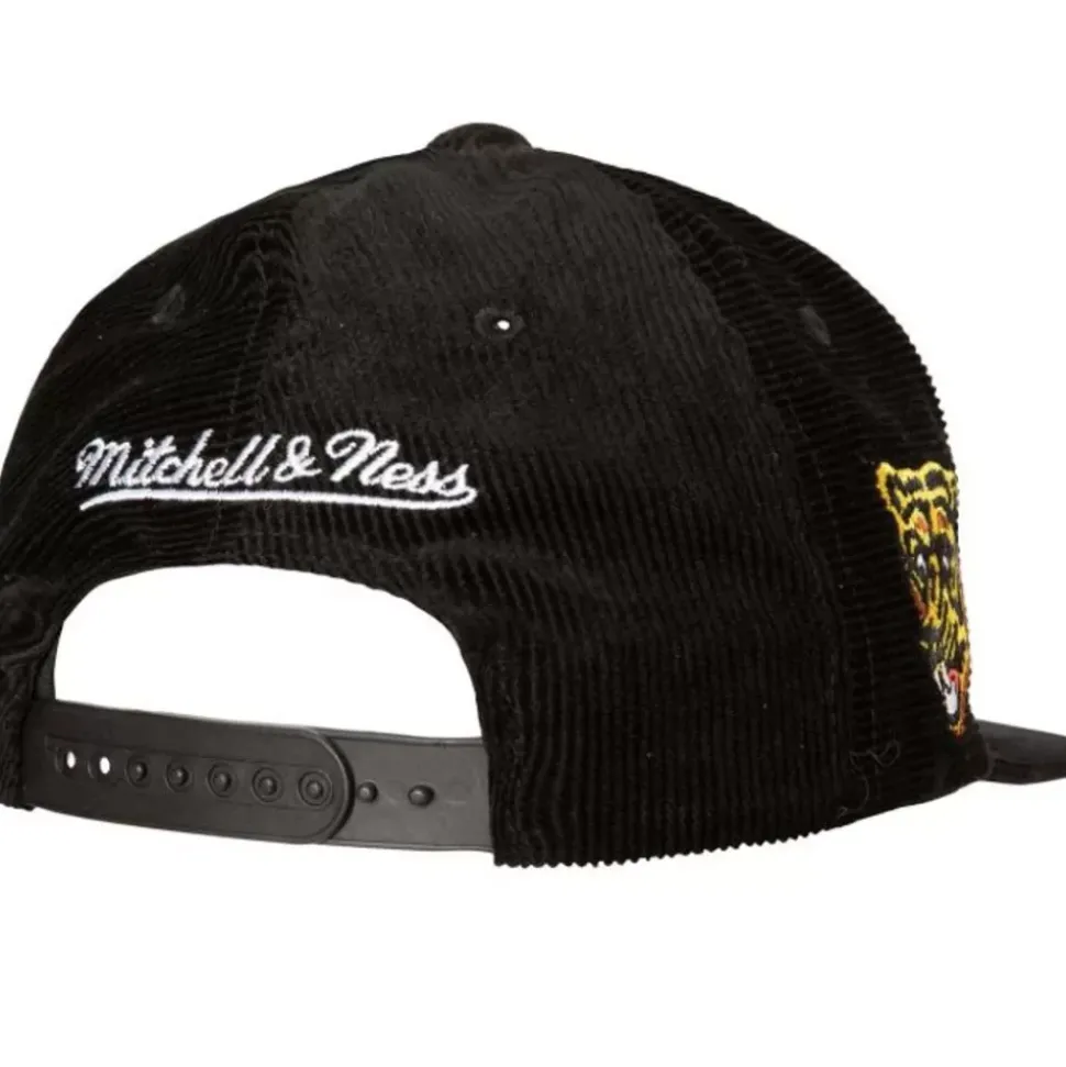 All Directions Snapback Vntg Boston Bruins