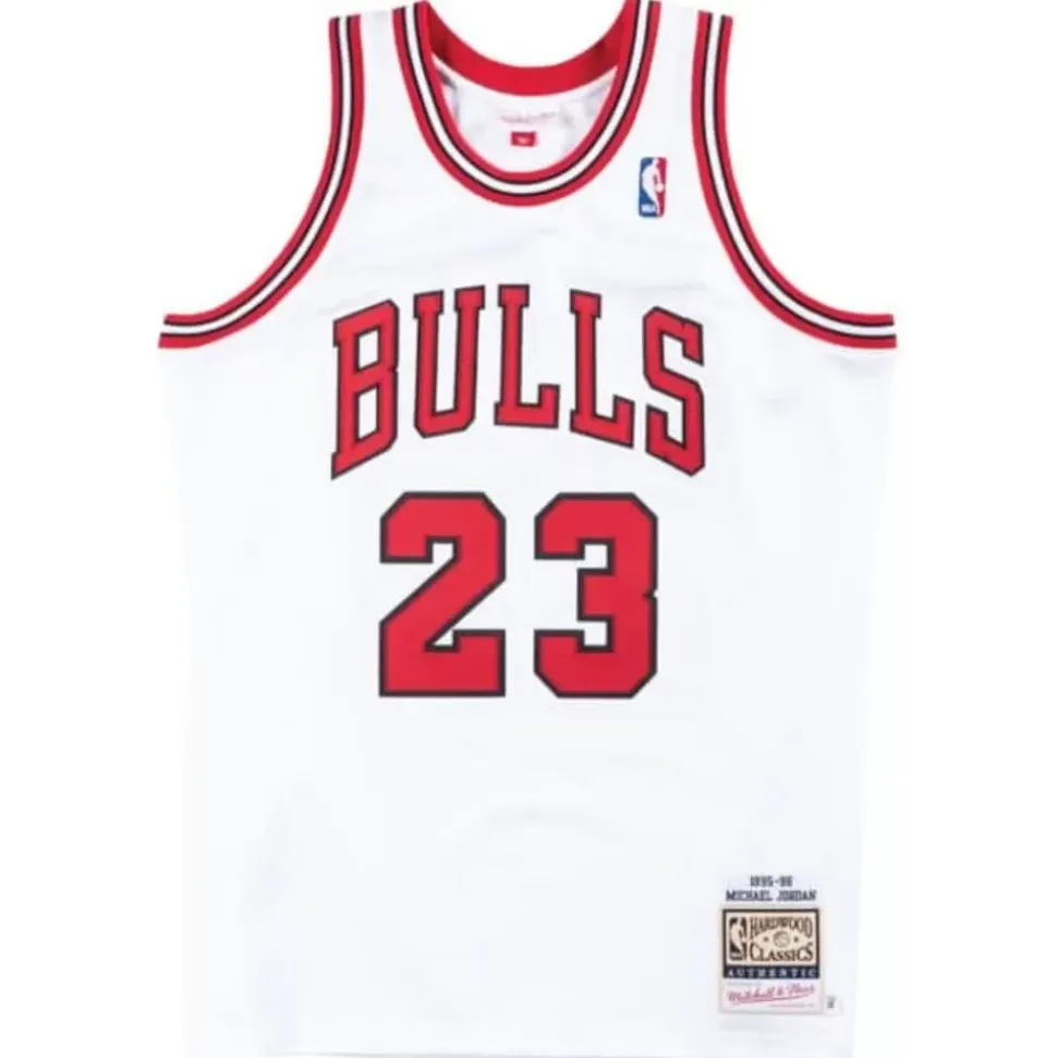 Authentic Jersey Chicago Bulls Home 1995-96 Michael Jordan