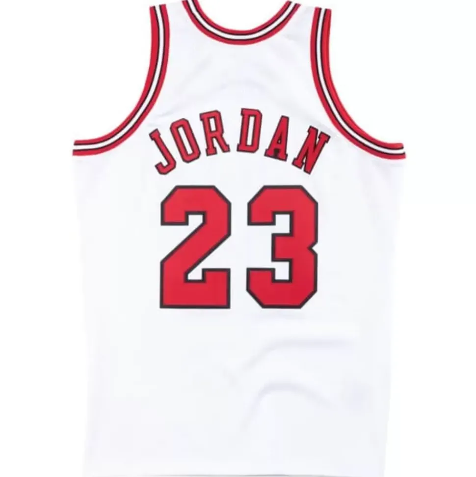 Authentic Jersey Chicago Bulls Home 1995-96 Michael Jordan