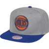 Core Basic Snapback New York Knicks