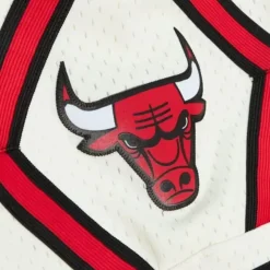 Cream Swingman Shorts Chicago Bulls 1997