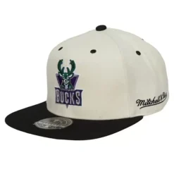 Cream Team Fitted Hwc Hat Milwaukee Bucks