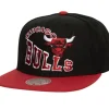 Crooked Path Snapback Chicago Bulls