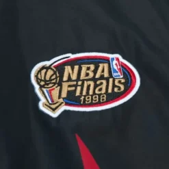 Exploded Logo Warm Up Jacket Chicago Bulls