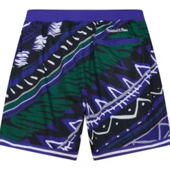 Game Day Pattern Short Milwaukee Bucks