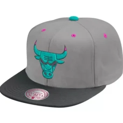 Grey Wolf Mags Snapback Chicago Bulls