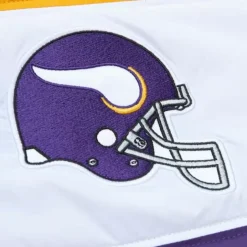 In The Clutch Puffer Jacket Vintage Logo Minnesota Vikings
