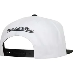 Mitchell & Ness Sharktooth Snapback