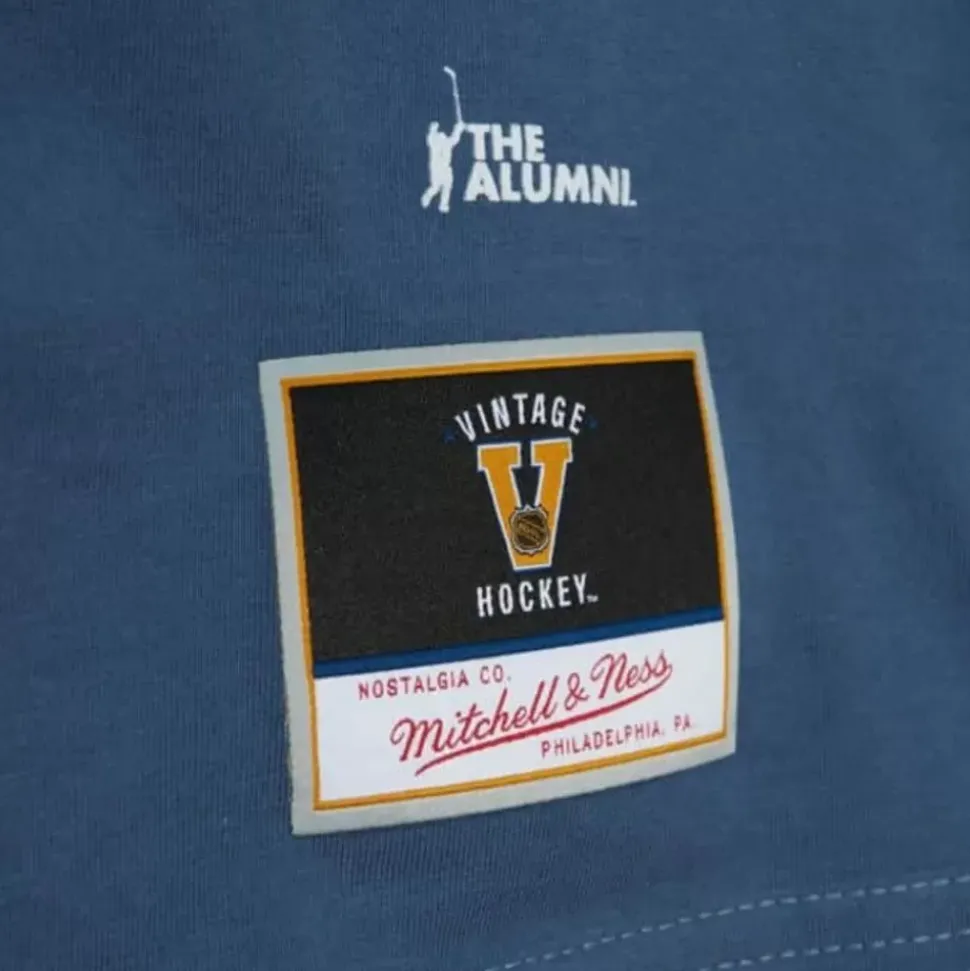 Name & Number Tee Colorado Avalanche Joe Sakic