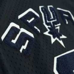 Off Court Chenille Swingman Tim Duncan San Antonio Spurs 1998-99 Jersey