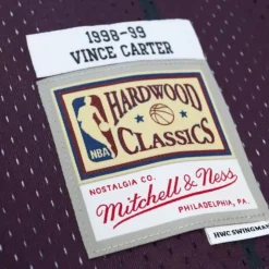 Off Court Chenille Swingman Vince Carter Toronto Raptors 1998-99 Jersey