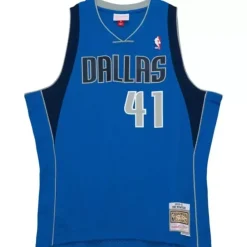 Swingman Dirk Nowitzki Dallas Mavericks 2010-11 Jersey