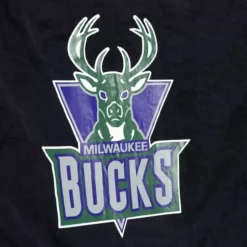 Team Essentials Nylon Shorts Milwaukee Bucks