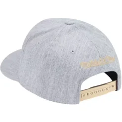 Team Heather Classic Red Snapback Milwaukee Bucks