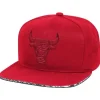 Three Collection Snapback Chicago Bulls