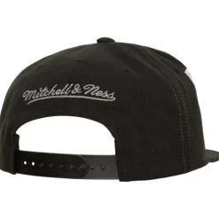 Varsity Bust Snapback Brooklyn Nets