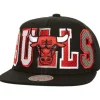 Varsity Bust Snapback Chicago Bulls