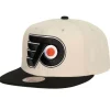Vintage Cream Snapback Philadelphia Flyers