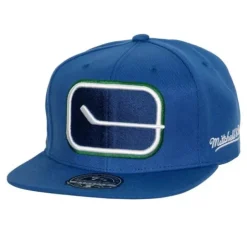 Vintage Fitted Vancouver Canucks