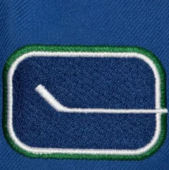 Vintage Script Snapback Vancouver Canucks
